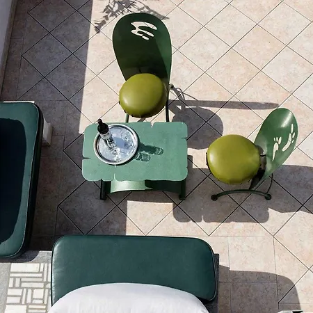 Seaview Apartment